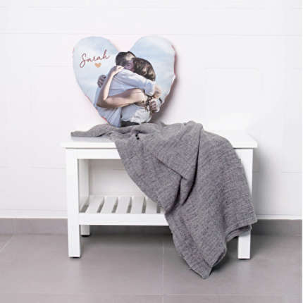 Herz Kissen mit Foto und Text bedrucken | 50x50 cm | Fotokissen von beiden Seiten bedruckt | Geschenkidee zum Valentinstag