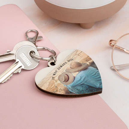 Holz Schlüsselanhänger in der Form eines Herzens zum selbst gestalten | Einseitig personalisiert