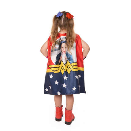Superhelden Umhang für Kinder mit Namen und Foto bedrucken | 78 x 63 cm | Polyester | Beidseitig personalisierbar | Geschenkideen für Kinder