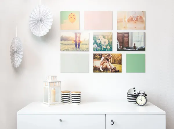 wandbild-mit-magnet-9er-quadratisch-quer-m5_1_1_ Fotowand mit Magnet