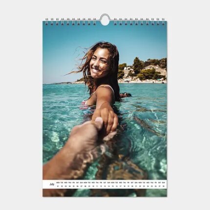 Wandkalender A4 Hochformat – persönlichen Fotokalender online gestalten und bestellen